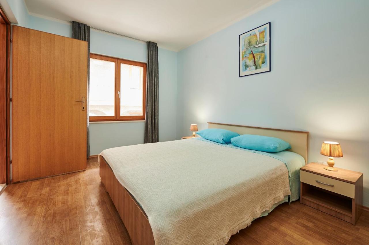 Cutan Apartment Trogir Exterior photo