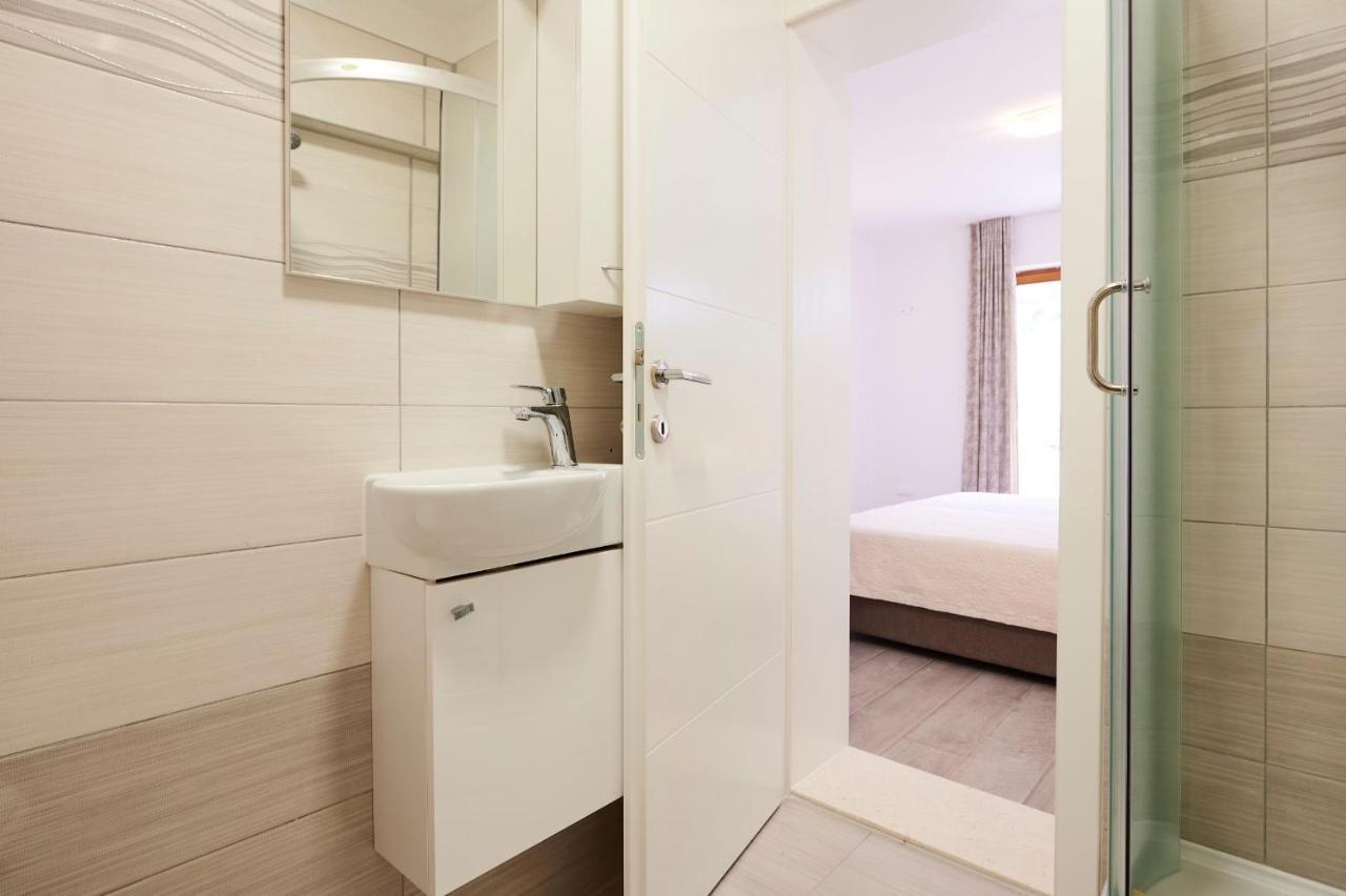 Cutan Apartment Trogir Exterior photo