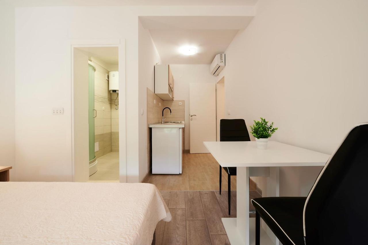 Cutan Apartment Trogir Exterior photo